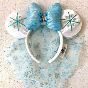 Disney Frozen Minnie Ears